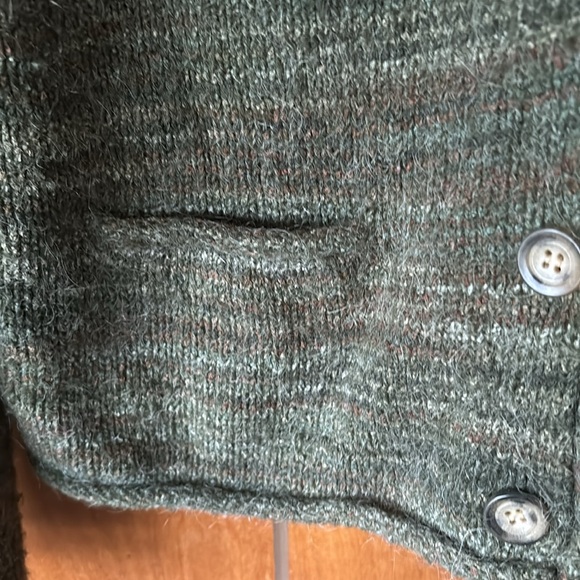 Evan-Picone green cardigan - Picture 2 of 5
